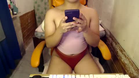 Snapshot of sweetsofia24 chatting on February 2025 04:04:01 PM Sofia online show from February 2025 04:04:01 PM