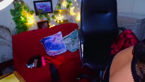 SweetSour online show from November 2025 09:47:01 PM