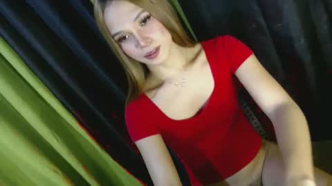 Snapshot of sweetstacy_18 chatting on February 2025 05:27:01 AM Chella online show from February 2025 05:27:01 AM