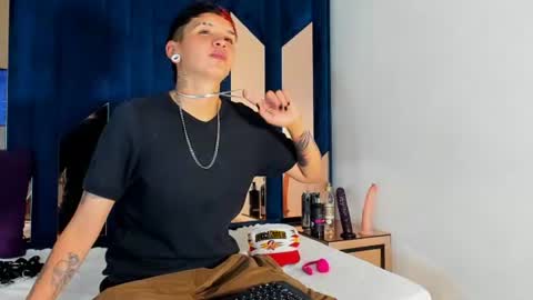 sweetsubmissive rs online show from June 2026 03:31:02 AM