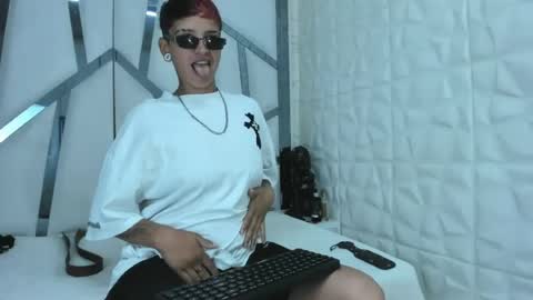 sweetsubmissive rs online show from July 2026 02:15:02 PM