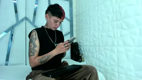 sweetsubmissive rs online show from July 2026 04:05:02 PM