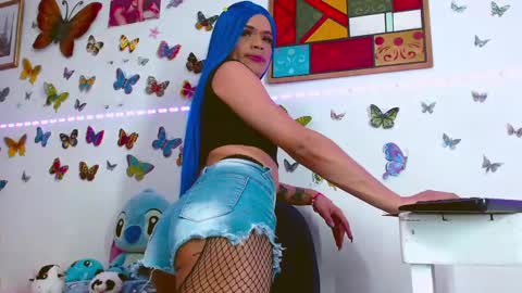 sweetsultrysiren online show from February 2025 05:23:01 AM