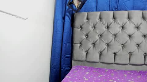 sweett_luna_19 online show from January 2026 12:44:02 PM