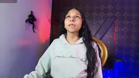 Snapshot of sweett_pleasure chatting on December 2025 01:38:02 PM Sweett pleasure online show from December 2025 01:38:02 PM