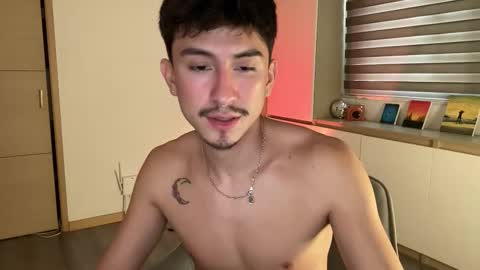 Snapshot of sweettaaron chatting on December 2025 06:34:02 PM Andy online show from December 2025 06:34:02 PM