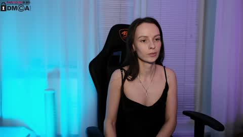 Leila and Alex online show from January 2025 04:08:02 PM