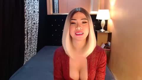 Ms trixiee online show from April 2026 10:36:02 PM