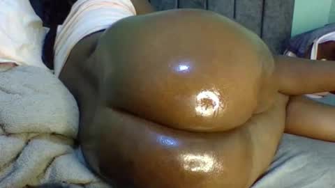 Snapshot of sweettrozzy chatting on March 2025 04:44:02 PM sweettrozzy online show from March 2025 04:44:02 PM