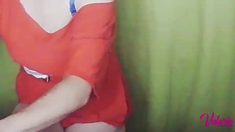 Snapshot of sweetvalerietinybig chatting on February 2025 04:26:02 AM Valerie online show from February 2025 04:26:02 AM