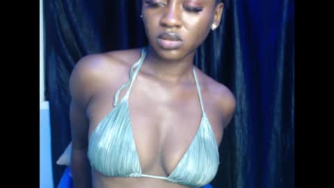 sweetxdesire online show from May 2026 01:56:01 AM