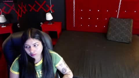 Ashley 3 online show from January 2025 11:21:02 AM