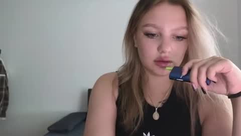 Snapshot of sweety_bettyyy chatting on August 2026 11:05:02 AM Betty online show from August 2026 11:05:02 AM