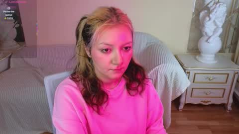 Snapshot of sweety_candys chatting on November 2025 12:08:02 PM Hot Candy online show from November 2025 12:08:02 PM