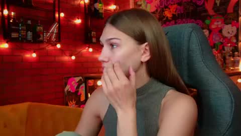 Emily online show from May 2026 09:17:02 AM