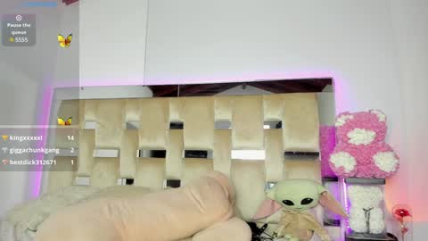 Snapshot of sweety_honeey chatting on January 2025 01:06:01 AM independent model online show from January 2025 01:06:01 AM