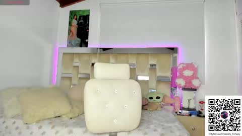 Snapshot of sweety_honeey chatting on March 2025 06:48:01 PM independent model online show from March 2025 06:48:01 PM