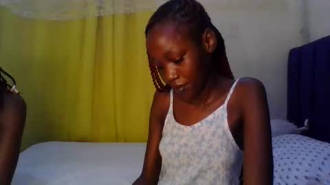 Vickky online show from April 2026 07:58:01 PM