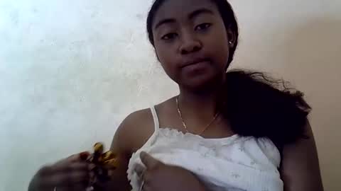Snapshot of sweety_miorah_7 chatting on October 2025 06:47:01 PM Miorah online show from October 2025 06:47:01 PM