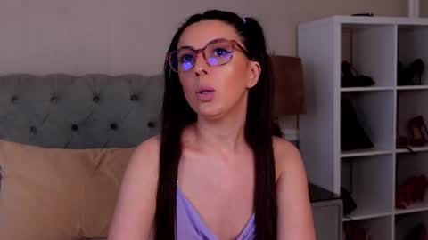 Bea Moan from LovenseWet from Tip MenuOpen for Private online show from June 2026 05:37:01 PM