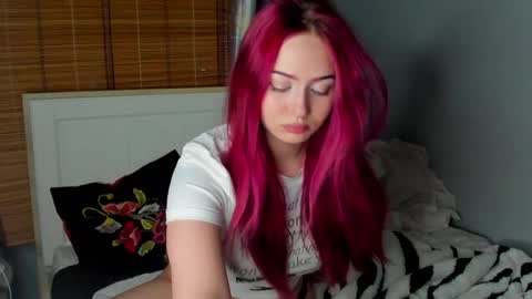 sweetyangiee online show from May 2026 08:25:01 PM