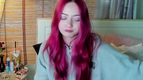 sweetyangiee online show from May 2026 12:55:02 PM