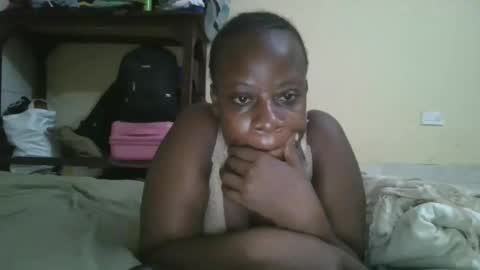 Snapshot of sweetyass25 chatting on October 2025 06:01:01 PM sweetyass25 online show from October 2025 06:01:01 PM