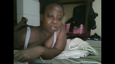 Snapshot of sweetyass25 chatting on November 2025 07:34:02 PM sweetyass25 online show from November 2025 07:34:02 PM