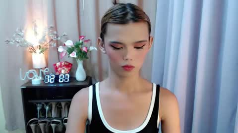 Megan online show from October 2025 04:07:01 AM