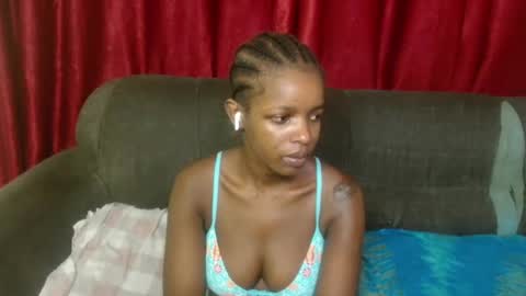 Snapshot of sweetz_candice chatting on February 2025 11:41:02 AM sweetz_candice online show from February 2025 11:41:02 AM