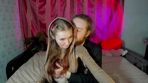 Snapshot of swiity_room_ chatting on April 2026 04:34:01 PM Slavik Vikulik online show from April 2026 04:34:01 PM