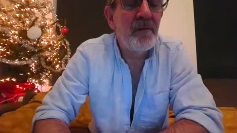 Snapshot of swimmi70 chatting on January 2025 04:52:01 PM swimmi70 online show from January 2025 04:52:01 PM
