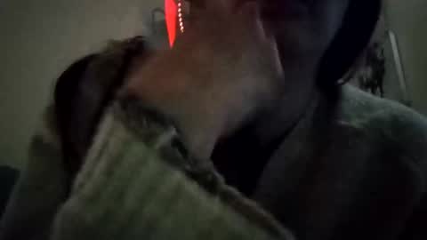 Snapshot of swollenclitneedsdad chatting on September 2025 12:30:01 PM swollenclitneedsdad online show from September 2025 12:30:01 PM