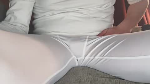 swontguy2025 online show from March 2025 07:10:01 AM