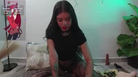 Snapshot of swt_helen chatting on September 2025 07:19:02 PM Helen online show from September 2025 07:19:02 PM