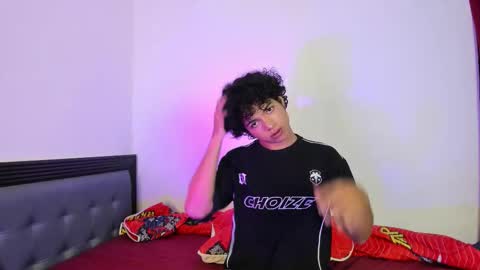 Snapshot of swwet_boy chatting on September 2025 02:31:02 PM swwet_boy online show from September 2025 02:31:02 PM