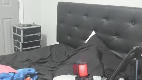 sxamleuy online show from February 2026 02:53:01 AM