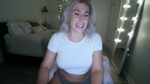 Snapshot of sydryder chatting on January 2025 10:56:02 PM SydneyRyder online show from January 2025 10:56:02 PM