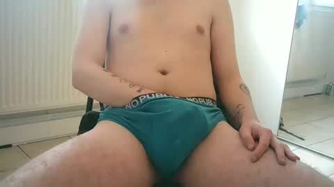 Snapshot of syhtam chatting on February 2025 12:50:01 PM syhtam online show from February 2025 12:50:01 PM