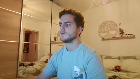 syl092 online show from November 2025 06:12:01 PM