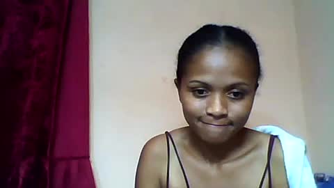 Snapshot of sylvaniah01 chatting on May 2026 07:17:01 AM sylvaniah01 online show from May 2026 07:17:01 AM