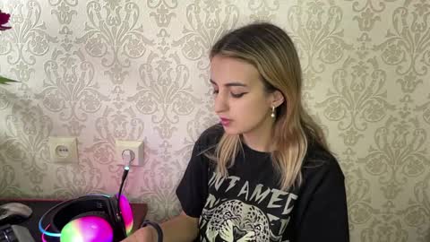 Emily online show from June 2026 03:03:01 PM
