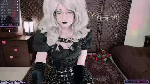 Sylvie online show from February 2025 10:09:02 PM