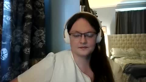 Snapshot of sylviexxxfun chatting on June 2026 05:14:01 PM sylviexxxfun online show from June 2026 05:14:01 PM