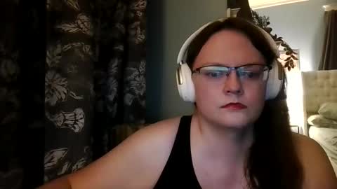 Snapshot of sylviexxxfun chatting on June 2026 03:40:01 AM sylviexxxfun online show from June 2026 03:40:01 AM