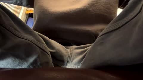 Snapshot of t265h chatting on October 2025 05:24:02 PM tRex online show from October 2025 05:24:02 PM