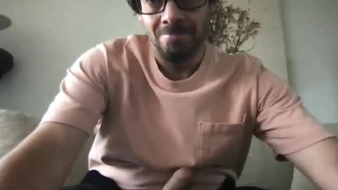 t_fuenzalida online show from December 2025 05:18:02 PM