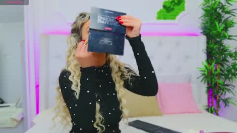 Snapshot of taahiraarabian chatting on January 2025 01:19:02 PM Arianna online show from January 2025 01:19:02 PM