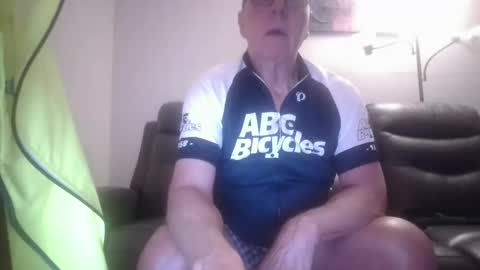 tacrunner66_ online show from January 2026 02:33:02 PM