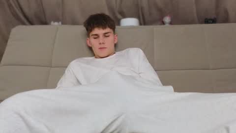 Alex online show from December 2025 07:11:02 PM